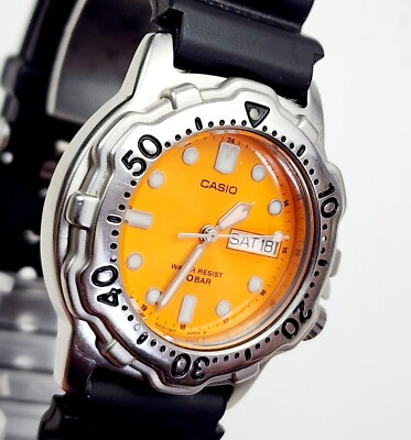 RARE,UNIQUE Men's JAPAN Vintage 90's Watch CASIO 