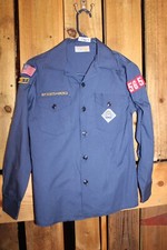 Boy Scouts of America BSA Youth Shirt14 Medium cub Blue SEWN on patches