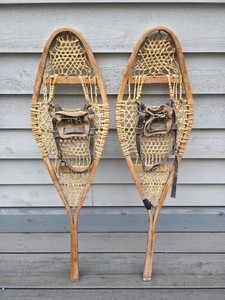 VINTAGE Old Traditional Handmade Wooden Snowshoes Leather Bindings  33" x 10"