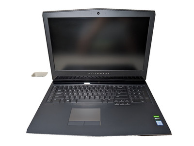 Alienware 17 R4 | Palmrest, Keyboard & FHD Screen With 120Hz Display