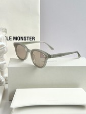 GENTLE MONSTER Style Unisex Sunglasses - MODEL  JADE - SIZE: 52  19-149