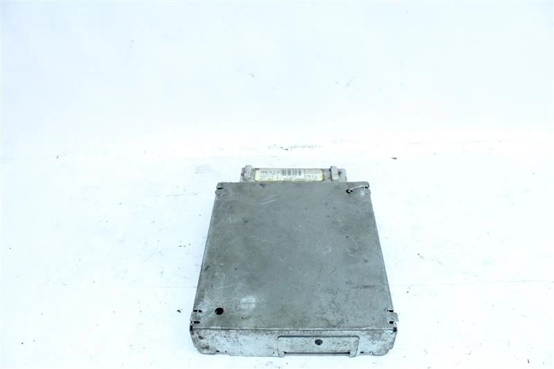 Computadora ECU ECM TEMPO TOPACIO 1985 85 1986 86 MANUAL E53F12A650H1D 1132296 Foto 2 de 4