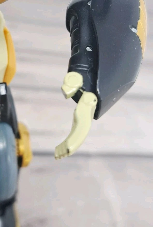 Transformers Animated PROWL Action Figure Deluxe Class Hasbro 2008 Incomplete - Image 2 of 4