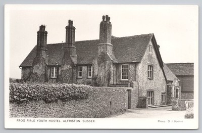 Frosch Tanne Jugendherberge Alfriston Sussex Postkarte, YHA D J Boorne Foto RPPC