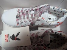Zapatillas Hello Kitty 24.5Cm/Colaboración Playboy Modelo Limitado