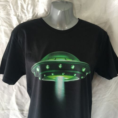 ALIEN Flying Saucer Green Art T-Shirt UFO Space Green Black Mens XT61635 Sz Sm - Picture 5 of 20