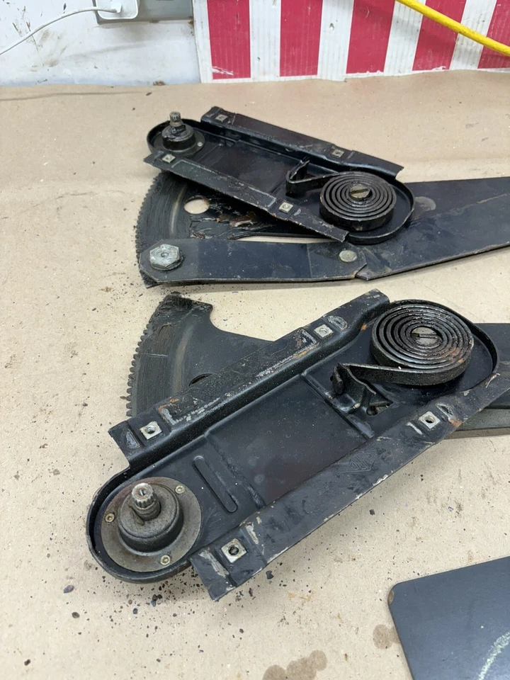 Juego de reguladores de vidrio para puerta de ventana Ford Maverick 1970 1971 1972 Mercury Comet par Foto 2 de 4