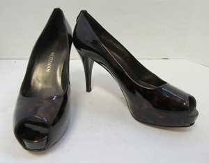 stuart weitzman peep toe