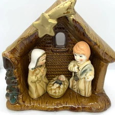 Vintage Nativity Set One Piece Manger Star of Bethlehem with Sheep