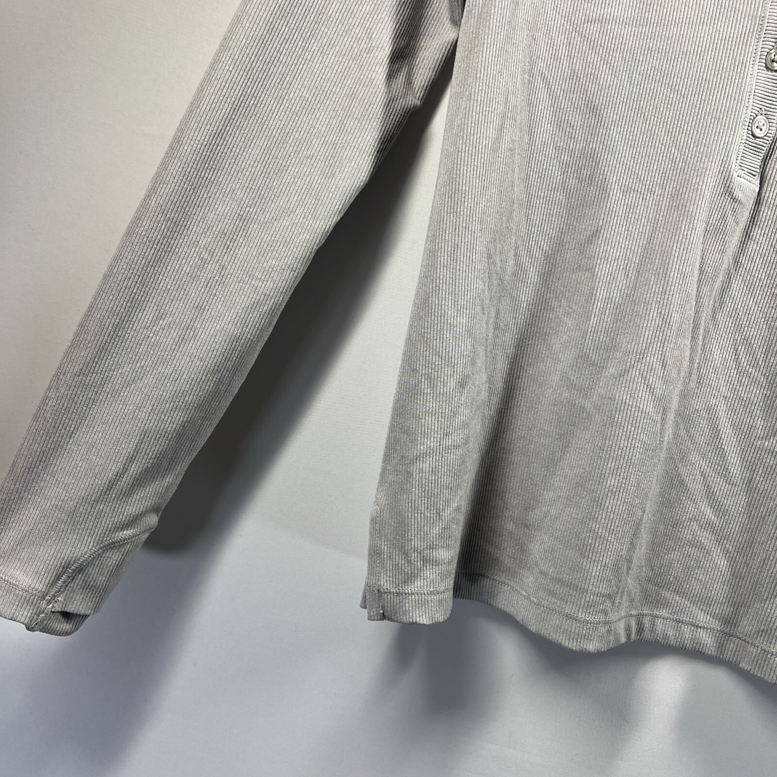 ATHLETA Women's Top Size Medium Solid Gray Ribbed… - image 4