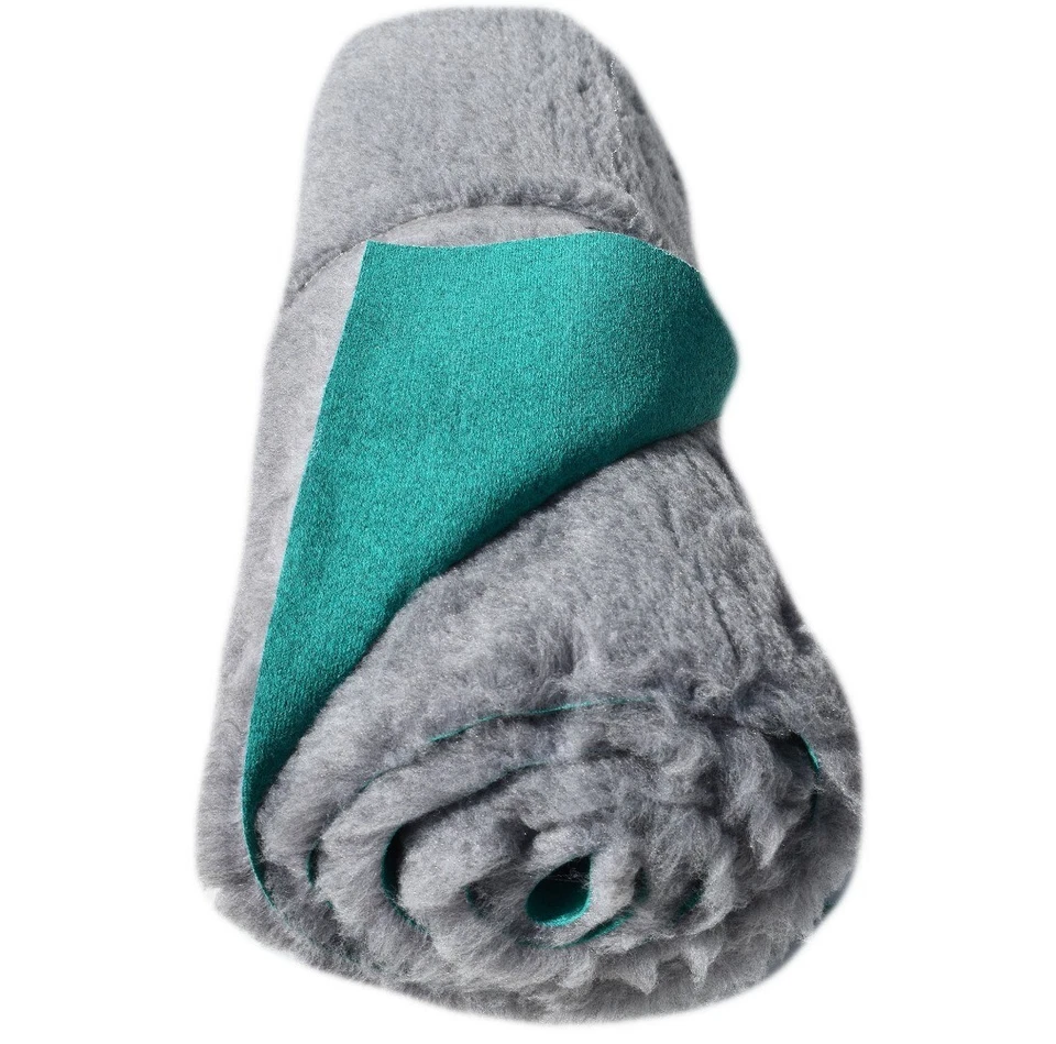 Traditional Vet Bed Grey Vet Bedding ROLL WHELPING FLEECE DOG PUPPY PRO DRY BED - Image 4 of 4