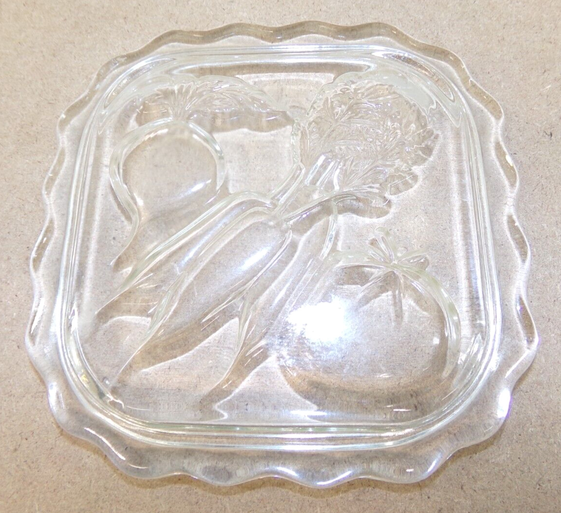 Vintage Glass Refrigerator Dish Storage Container Vegetables Ruffled Edge Lid