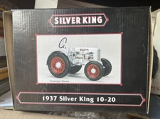 SpecCast Silver King 10-20 resin farm tractor 5th In Series 1/16 NIB TAPE UNCUT