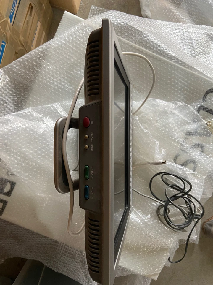 TV Téléviseur SHARP Aquos LC-15E1E Rare et culte! - Photo 4/4