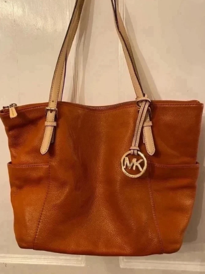 Michael Kors Jet Set Travel Large Tote Black Pebbled Leather Zip 35T2GTTT8L, photo 2 of 5