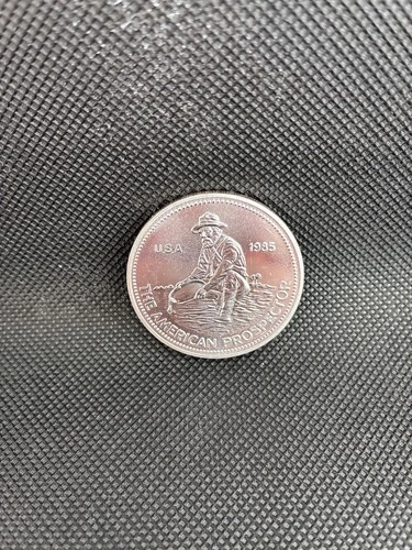 New Listing1985 American Prospector Eagle .999 Fine Silver Round 1 oz