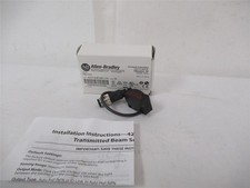249680 New In Box; Allen-Bradley 42JT-E8EZB1-F4 Photoelectric Sensor 18 M Range