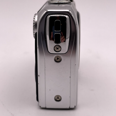 Fujifilm FinePix F40FD 8.3MP Digital Camera – Silver - Working