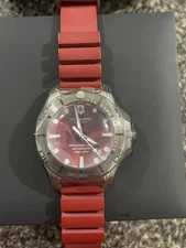 Victorinox Swiss Army INOX Pro Diver Watch 241736 Red Men’s Excellent Condition