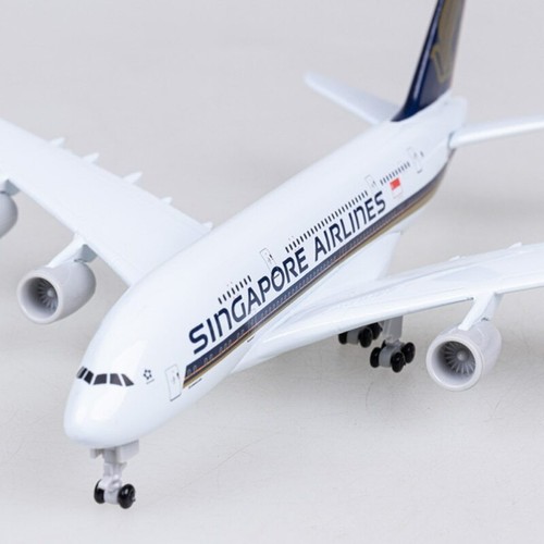 1/200 A380 Singapore Airlines aereo pressofuso lega di metallo modello aereo 20 cm - Foto 9 di 12
