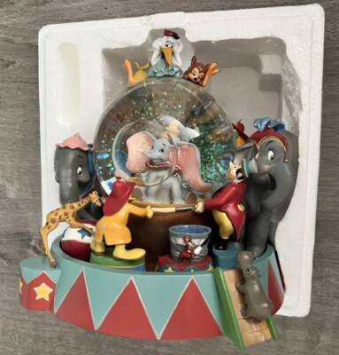 Disney Store Dumbo Animated Musical Snow Globe 