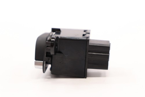 2020 - 2025 CHRYSLER VOYAGER EMERGENCY PARK PARKING BRAKE SWITCH BUTTON OEM - Picture 2 of 11