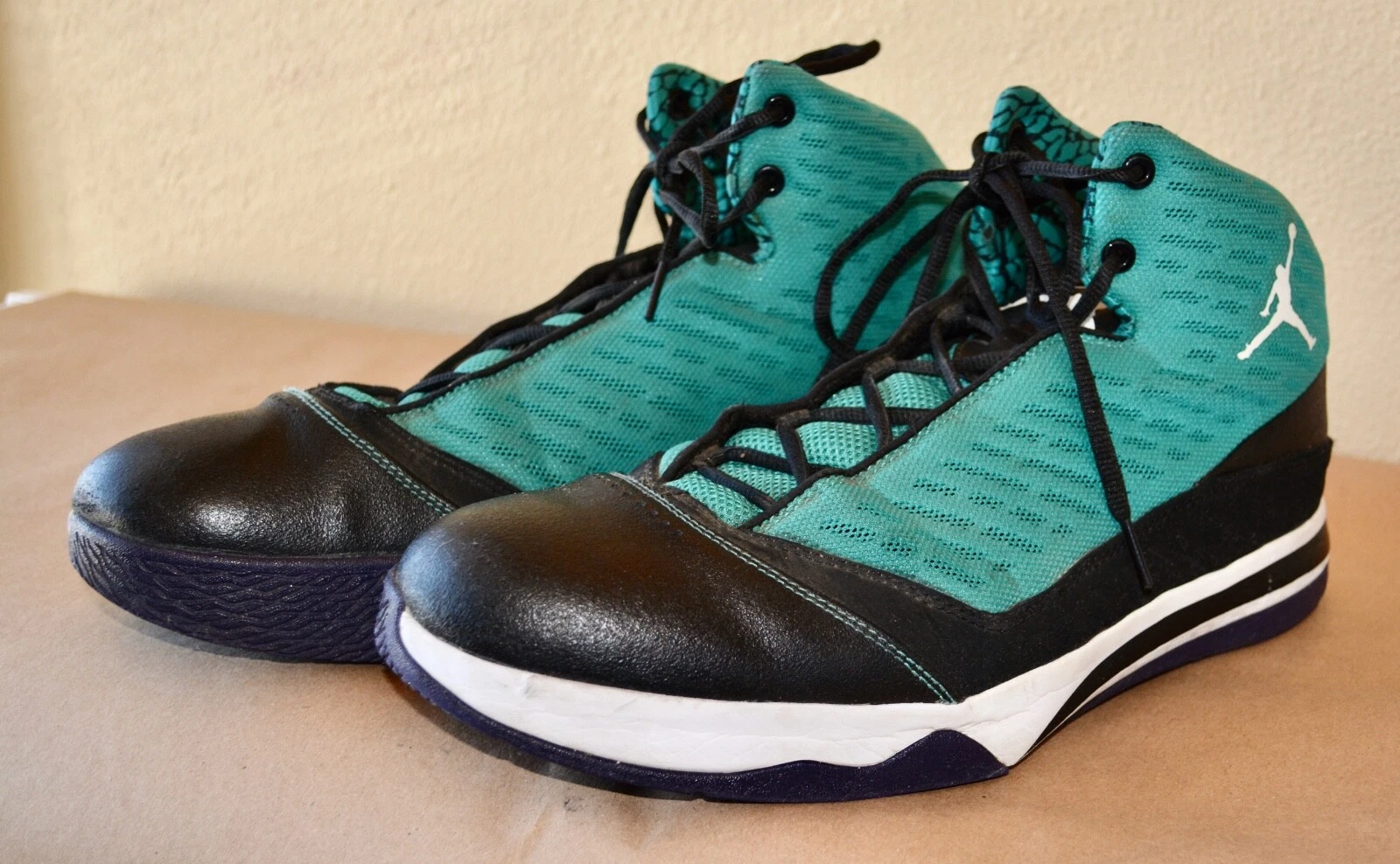 Taglia 13 Jordan B'Mo Nuovo Smeraldo Buone Condizioni