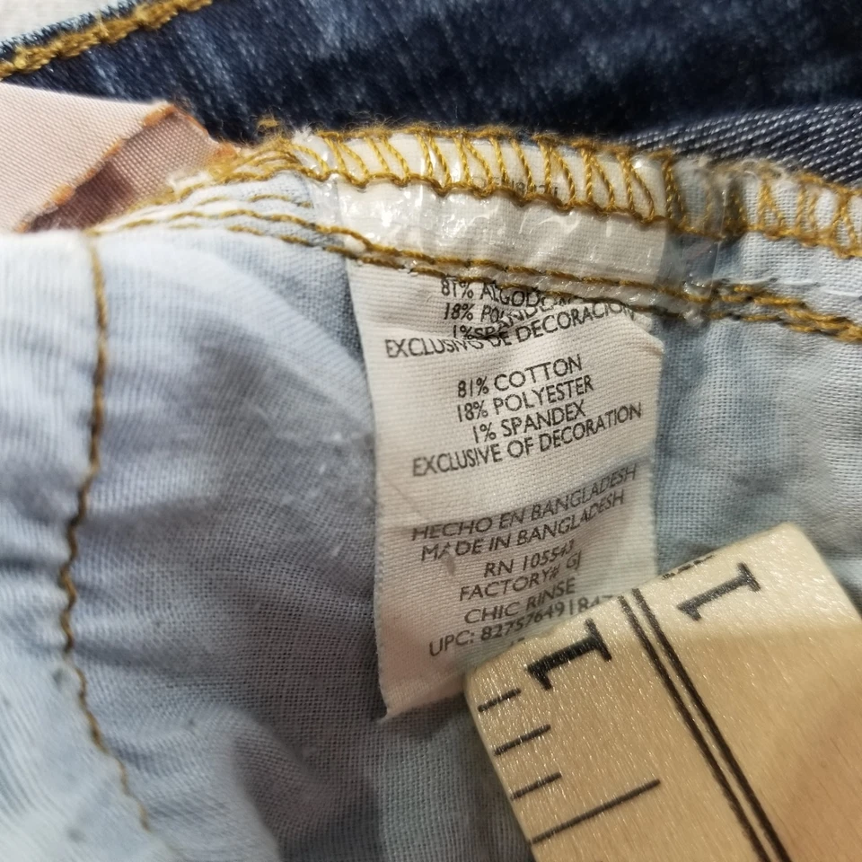 Daisy Fuentes Jeans Women's Size 12 Blue Dark Wash Stretch Material Nice Quality - Image 4 of 4