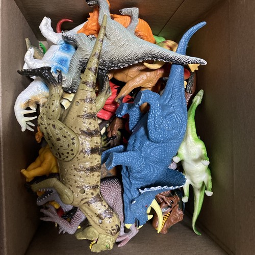 Dinosaur Toy Figure Lot Of 34 Toys