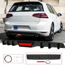 Schwarz glänzend Diffusor Heckdiffusor Heckansatz mit LED Licht für VW Golf 7