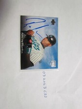 1995 Upper Deck Raul Casanova signed baseball Card
