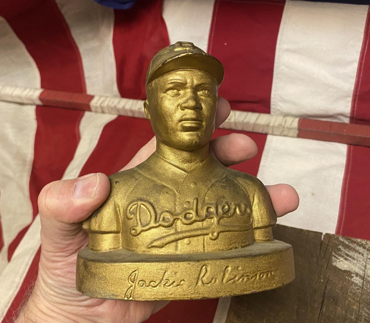 Vintage 1960s Jackie Robinson Baseball Bust Figure Metal Bank HOF