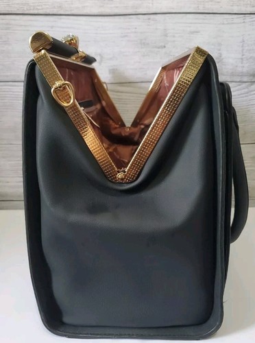 La Terre Fashion Woman’s Vegan Handbag Black Jeweled Snap Closure - Picture 3 of 7