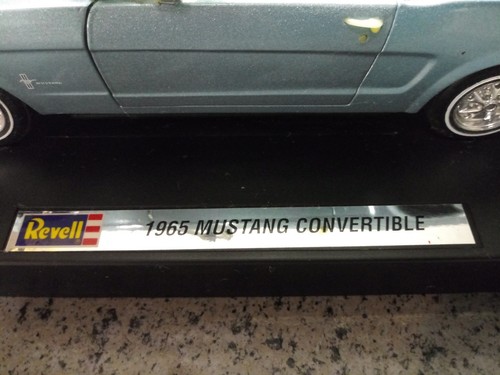 1/18 REVELL 1965 FORD MUSTANG CONVERTIBLE BLUE - USED - Picture 10 of 11