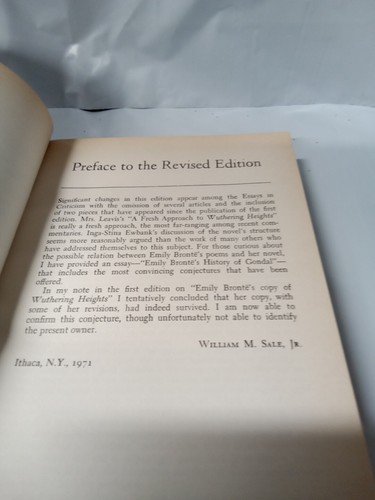 WUTHERING HEIGHTS-EMILY BRONTE-NORTON CRITICAL ED 1ST 1963 TEXT/ESSAYS/REVIEW NF - Picture 10 of 13