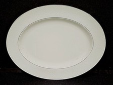 PICKARD BROCADE MEDIUM OVAL PLATTER 12 1/4 MA...