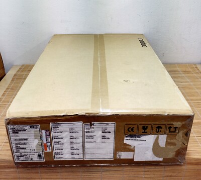 NEW Cisco VEDGE-5000-AC-K9 VEDGE 5000 AC router with 4 NIM slots Neu Sealed