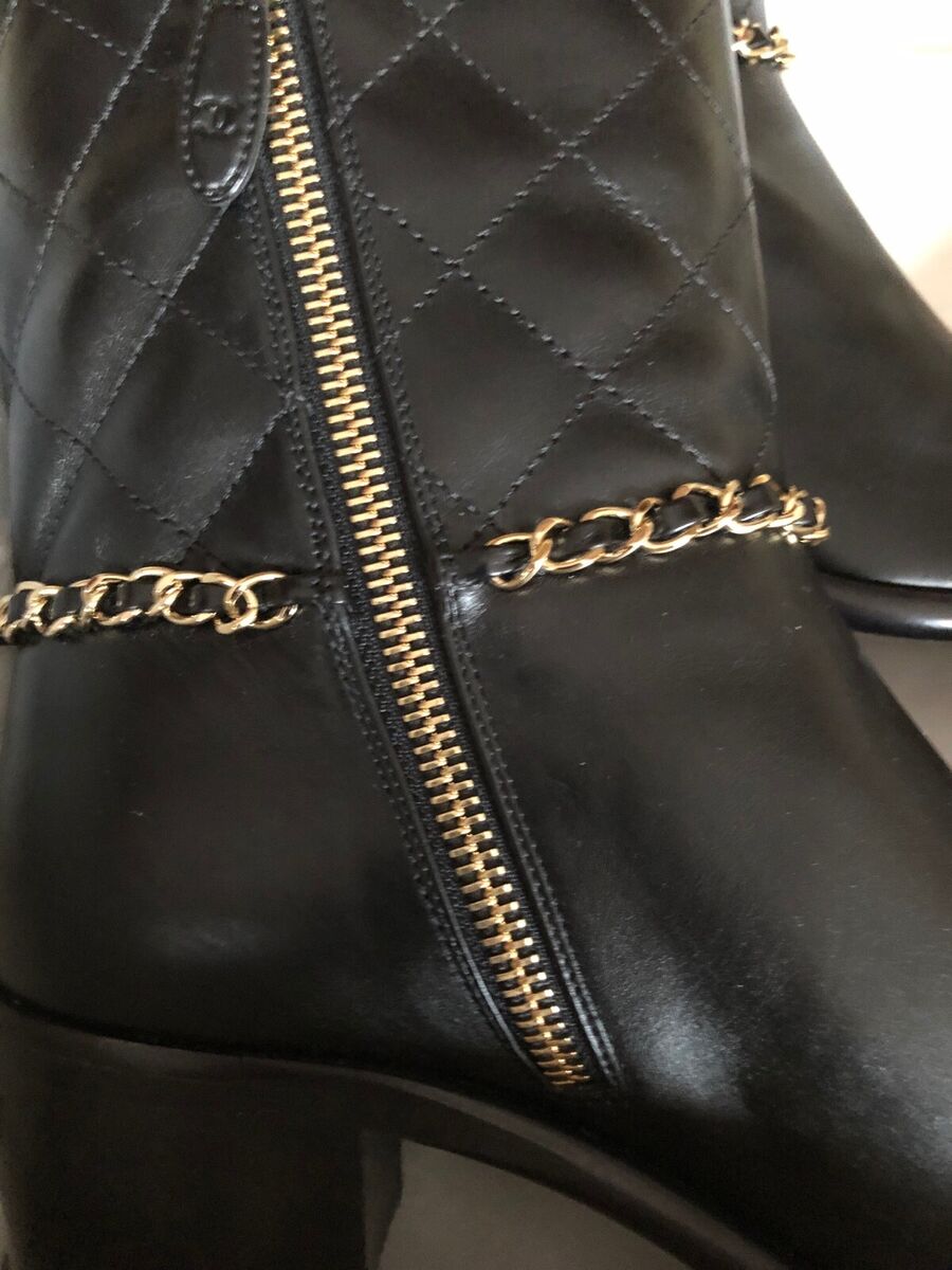Chanel 19B CLASSIC NEW BOOTIES BLACK LEATHER GOLD CHAIN CC Chanel 19B CLASSIC NEW BOOTIES BLACK LEATHER GOLD CHAIN CC