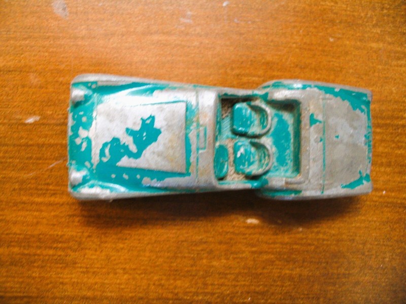 Vintage 1960's Tootsietoy Triumph TR-3
