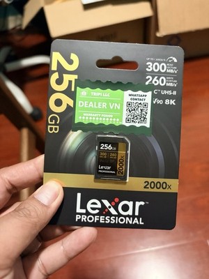 Lexar Professional 2000x 256GB Class 10 - SDXC Memory Card - LSD2000256GBNNNU