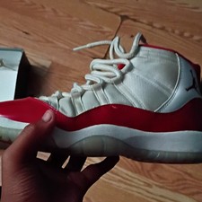 Jordan Air Jordan 11 Unisex Kids Sneaker White/Red Mid Top Lace Up US 7 M