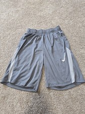 Pantaloncini sportivi ragazzo Nike Dri-Fit taglia large grigio elastico in vita 