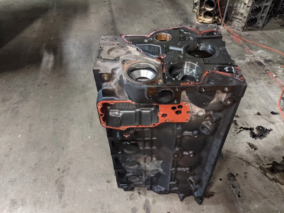 Блок цилиндров двигателя для 06–07 Dodge Ram 2500 5,9 Cummins Diesel - Изображение 4 из 4