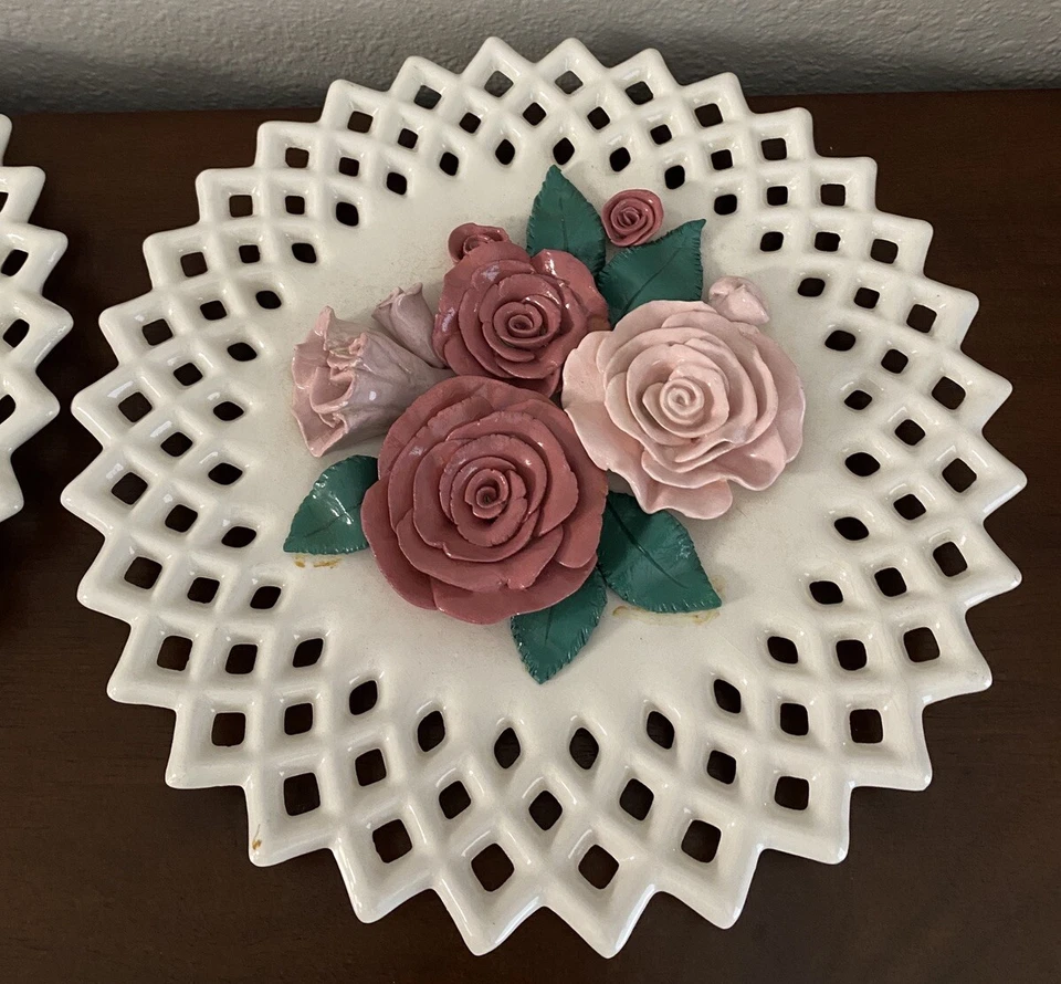 Platos Cerámicos Rosas Rojas Rosa Decorativos Juego de 2 Centros de Mesa o Colgantes Foto 2 de 4