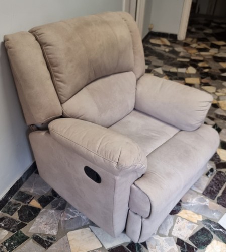 POLTRONA con seduta reclinabile. Mondo convenienza, modello BARBADOS - Foto 4 di 10