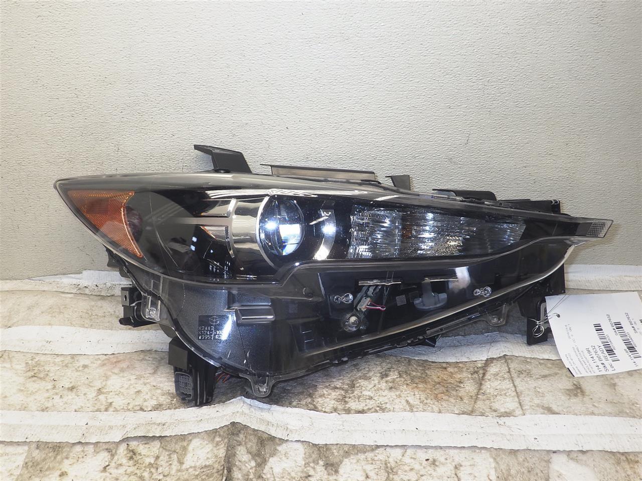 2017-2021 Mazda CX-5 Right Headlight Assembly Without Adaptive Lamps B07632