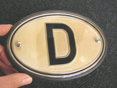 WEGU D-PLATE GERMANY PLASTIC BADGE MERCEDES MB VOLKSWAGEN VW VINTAGE ACCESSORY