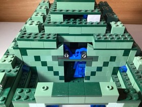 LEGO Minecraft: The Ocean Monument (21136)