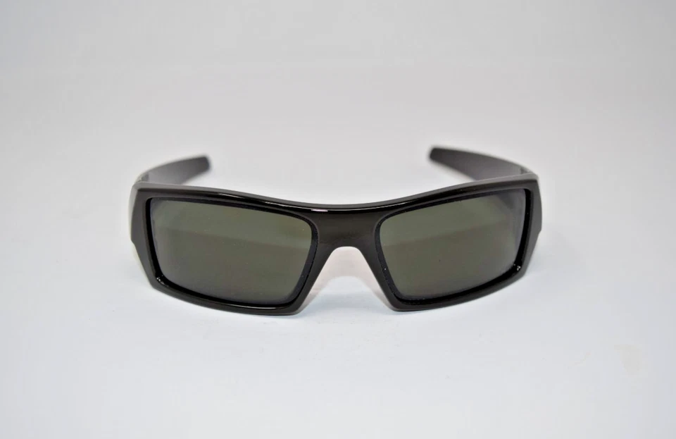 Brand New Oakley Gascan - D C100 with Dark Grey Lens 12-759 - Image 2 of 4