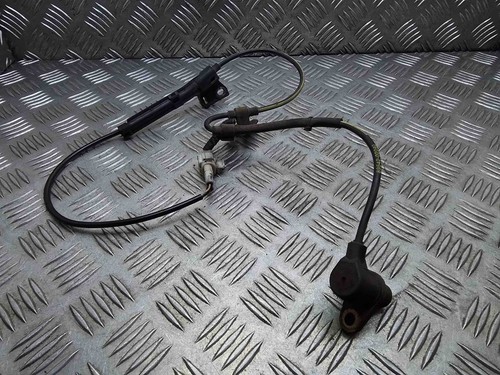 TOYOTA AVENSIS Estate T25 ABS-Sensor vorne rechts 8954202040 2.20 20410300